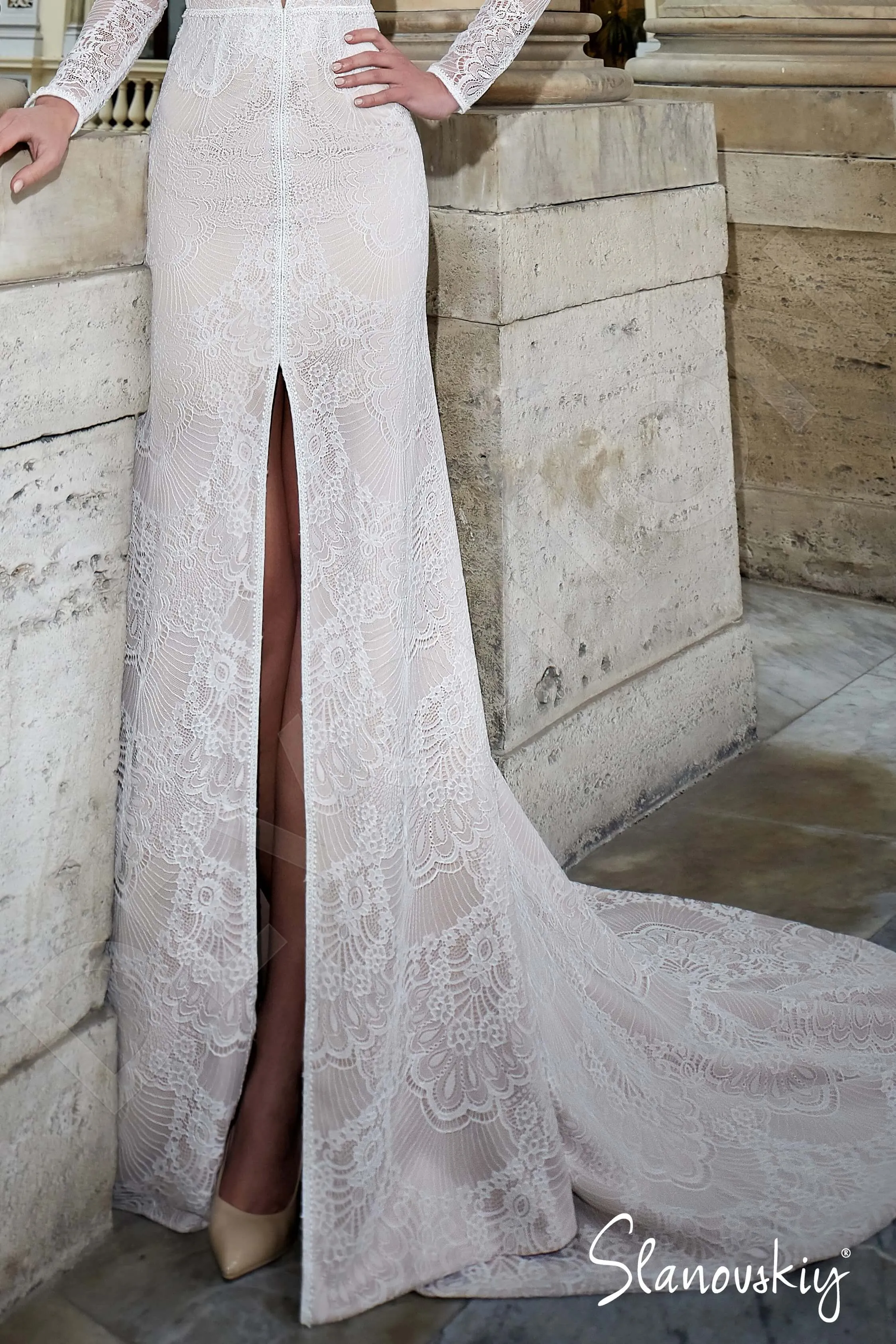 Agota Sheath/Column Boat/Bateau Powder Nude Wedding dress