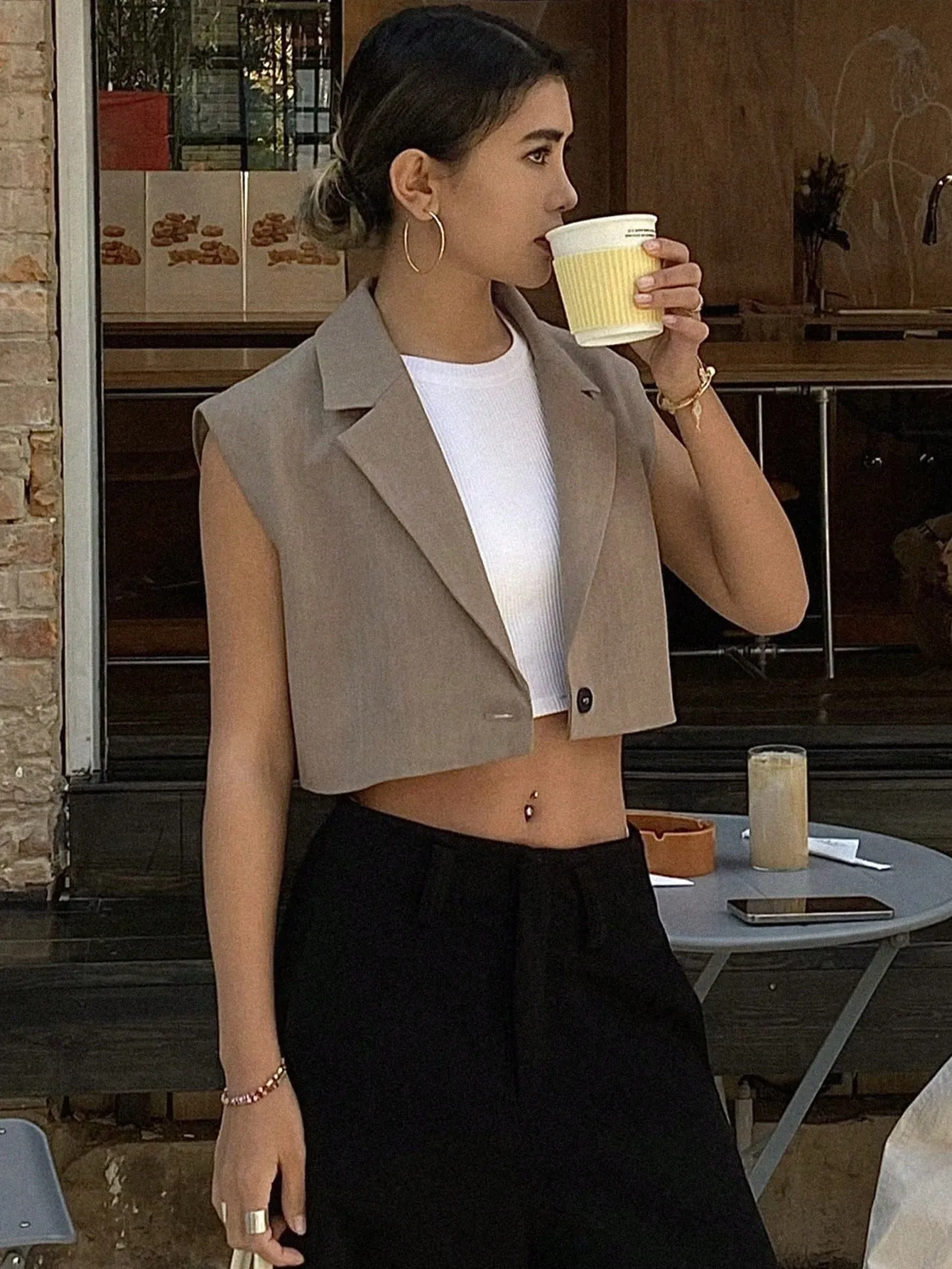Blazer corto sin mangas para mujer - Cherry Vibes