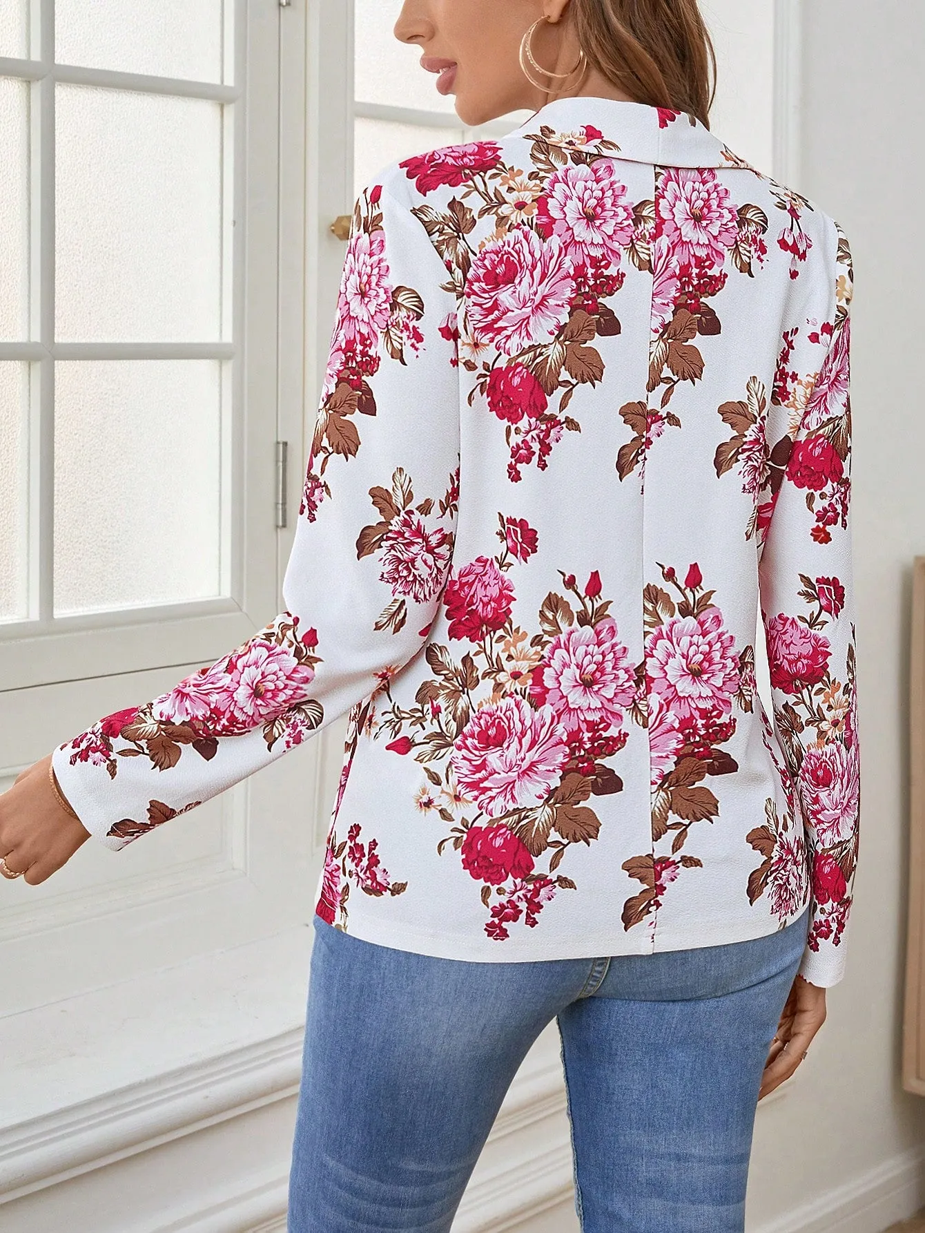 Blazer Floral con Cuello Esmoquin - Cherry Vibes