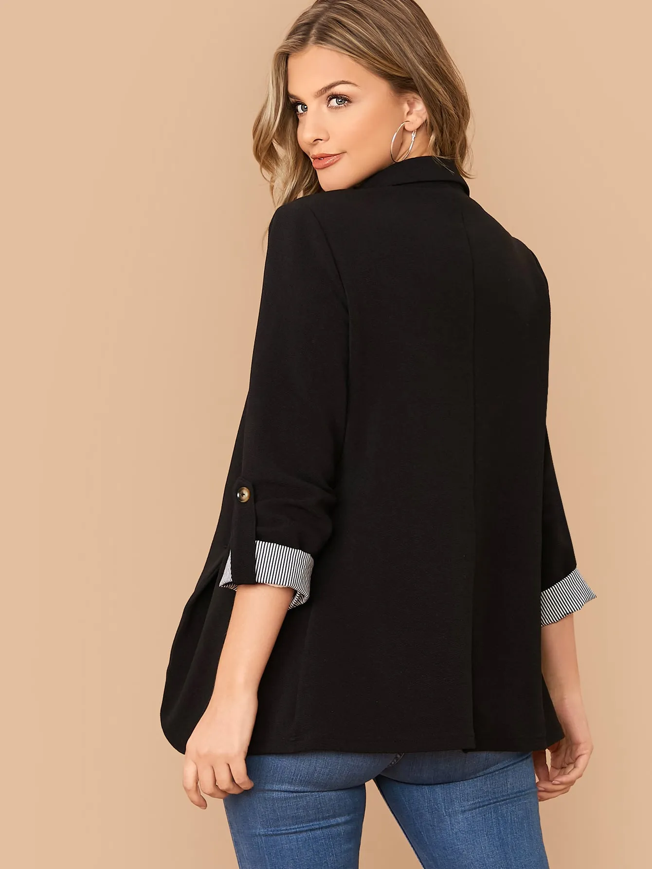 Blazer LUNE de Cherry Vibes: Estilo y Comodidad en