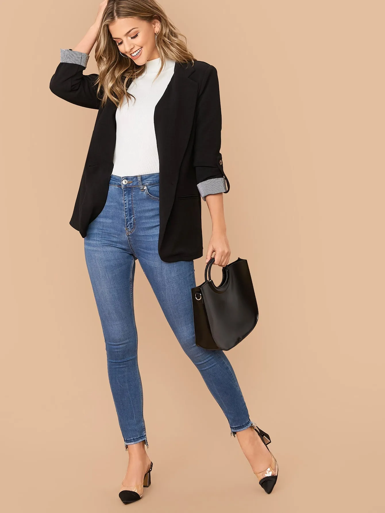 Blazer LUNE de Cherry Vibes: Estilo y Comodidad en