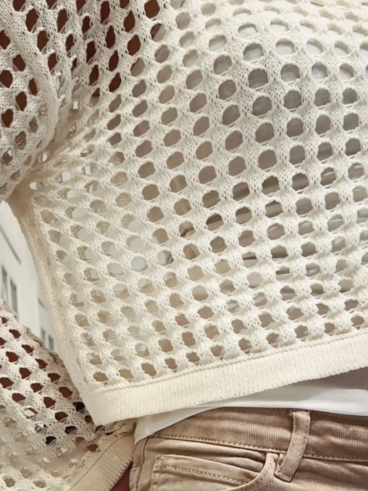 CROPPED NET KNIT - OFF WHITE