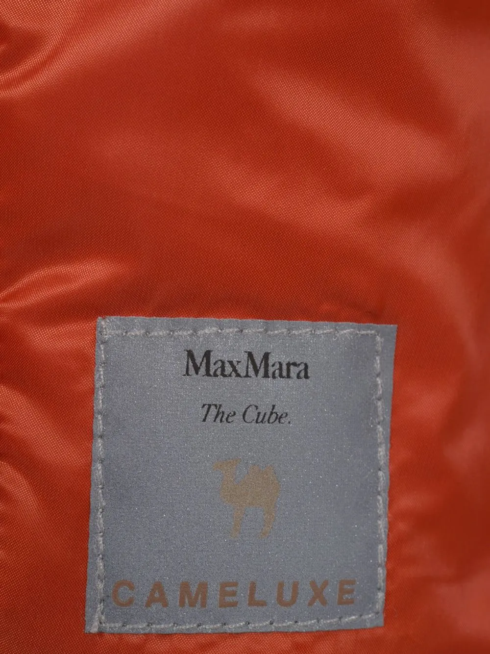 DOWN COAT