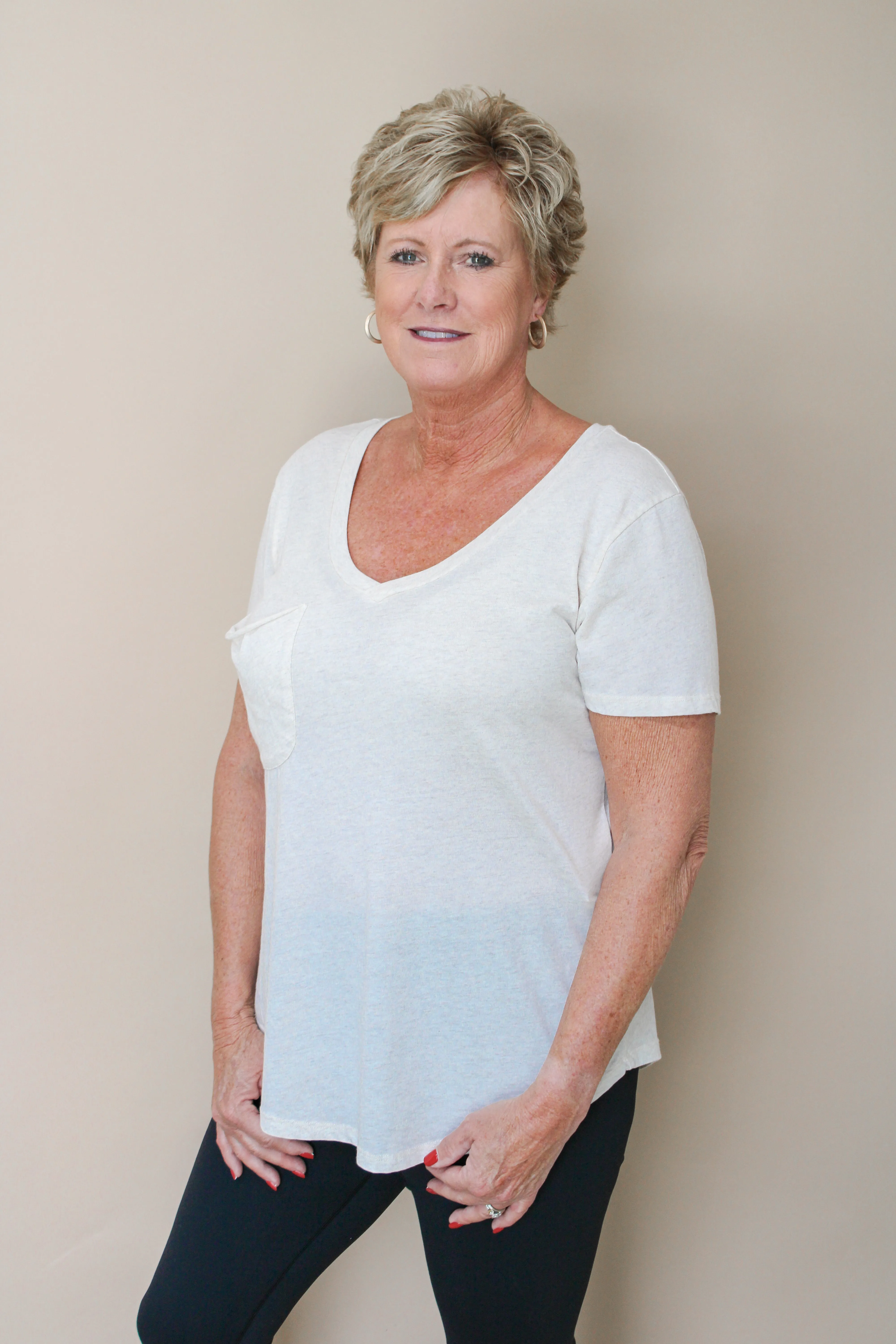 EMALEE POCKET VNECK TEE 2 COLOR OPTIONS