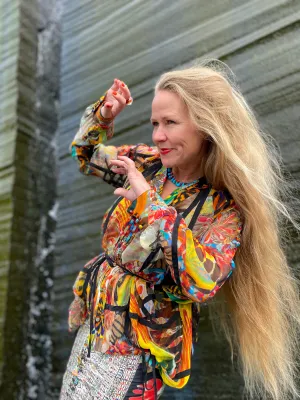 FRIDA Blouse - Burst Of Joy