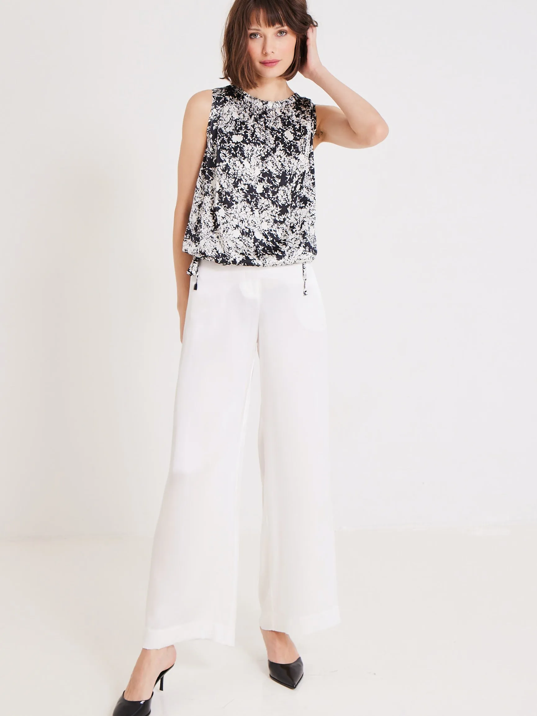 go luxe draw me in top print