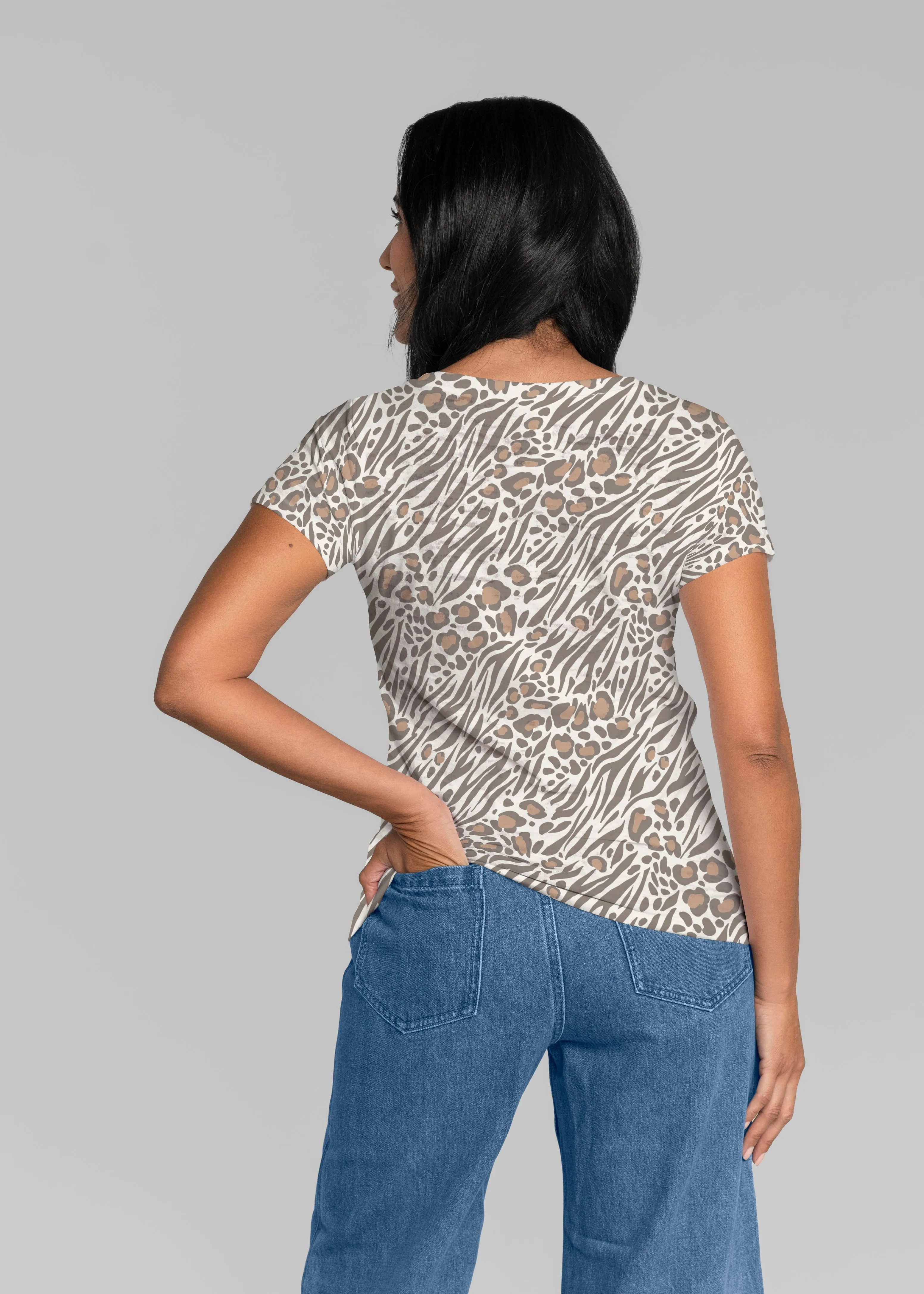 Leo Hotsy Totsy Brown (8122) ~ Short Sleeve Scoop Shirt
