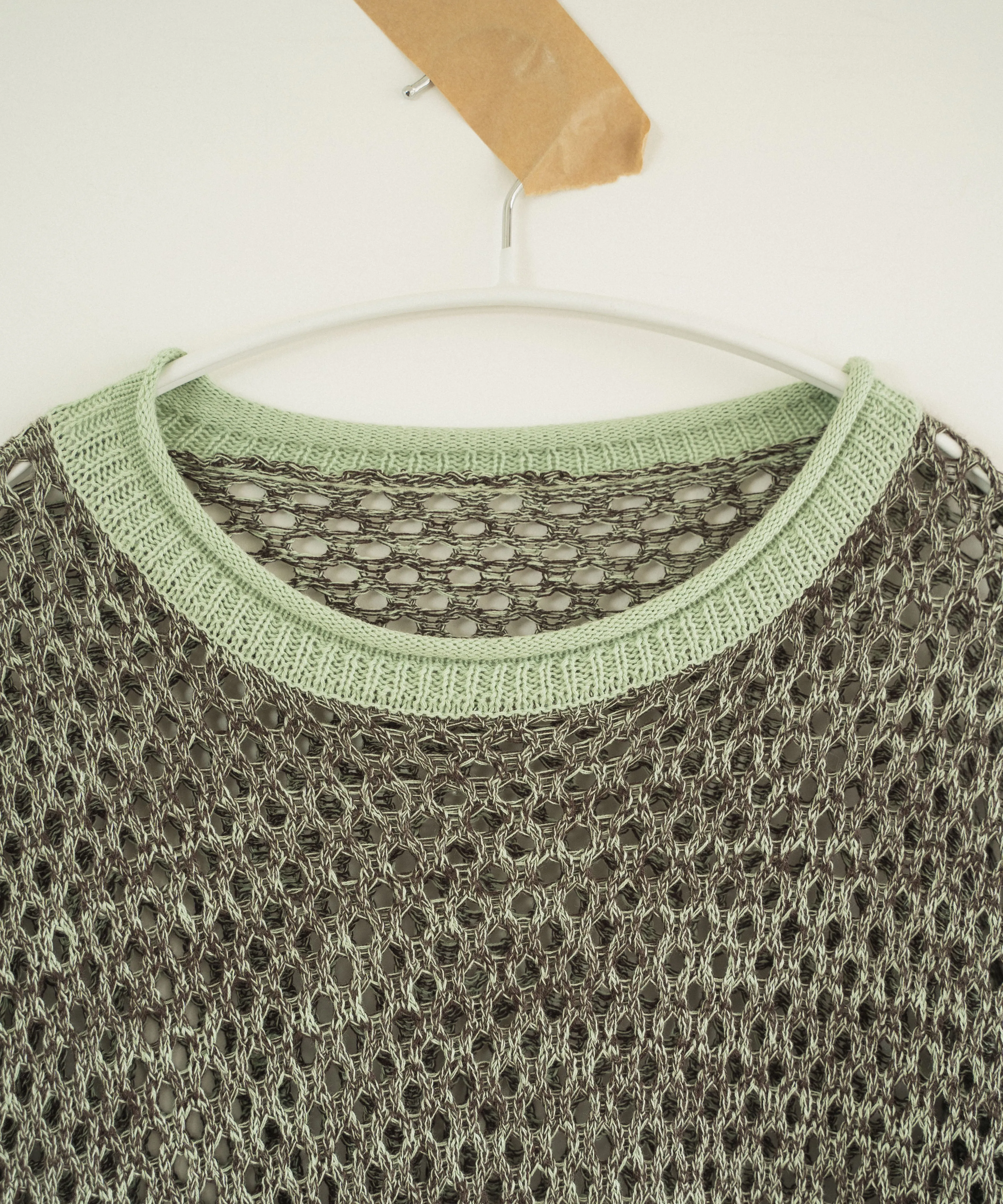 mech knit bicolor tops