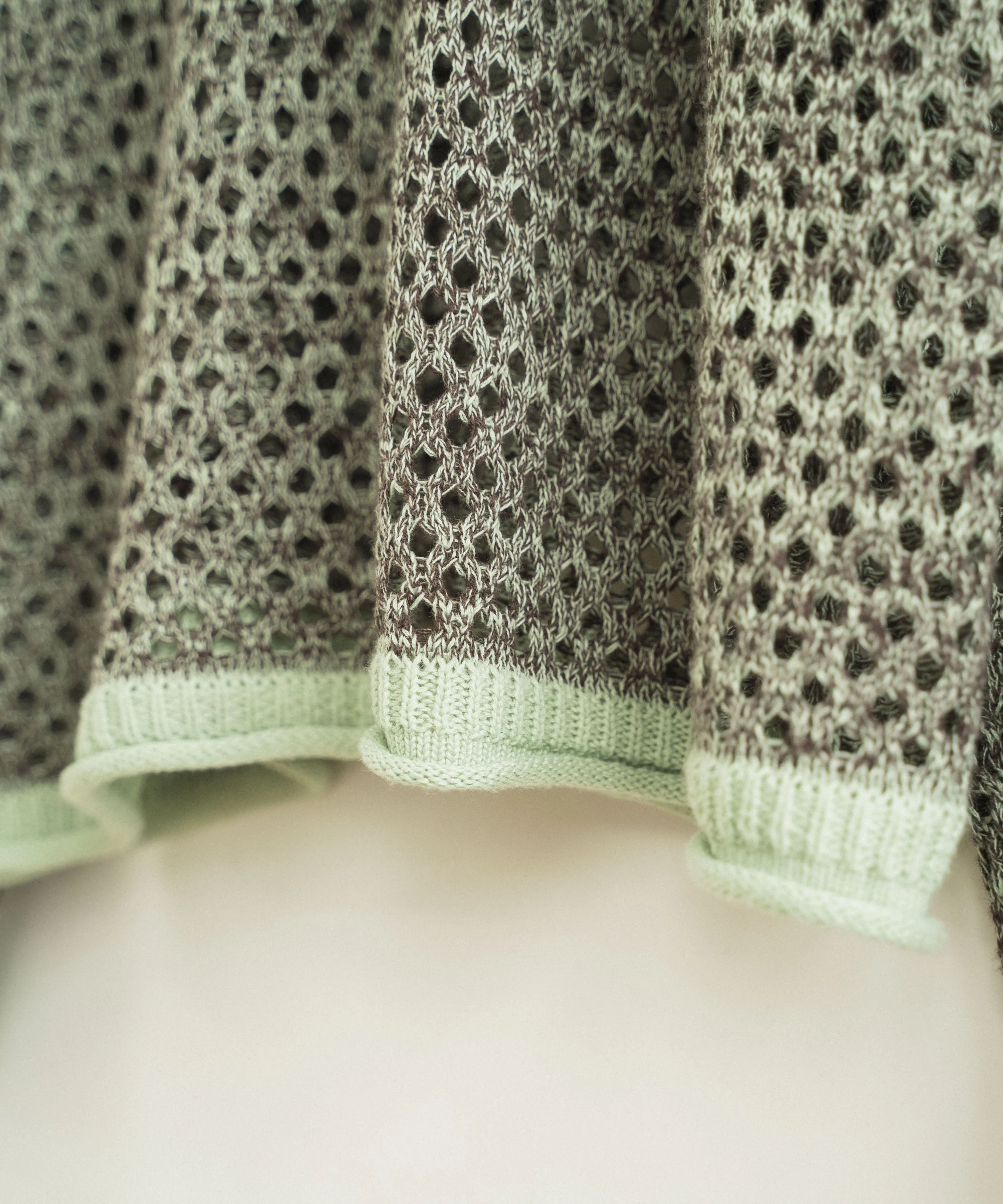 mech knit bicolor tops