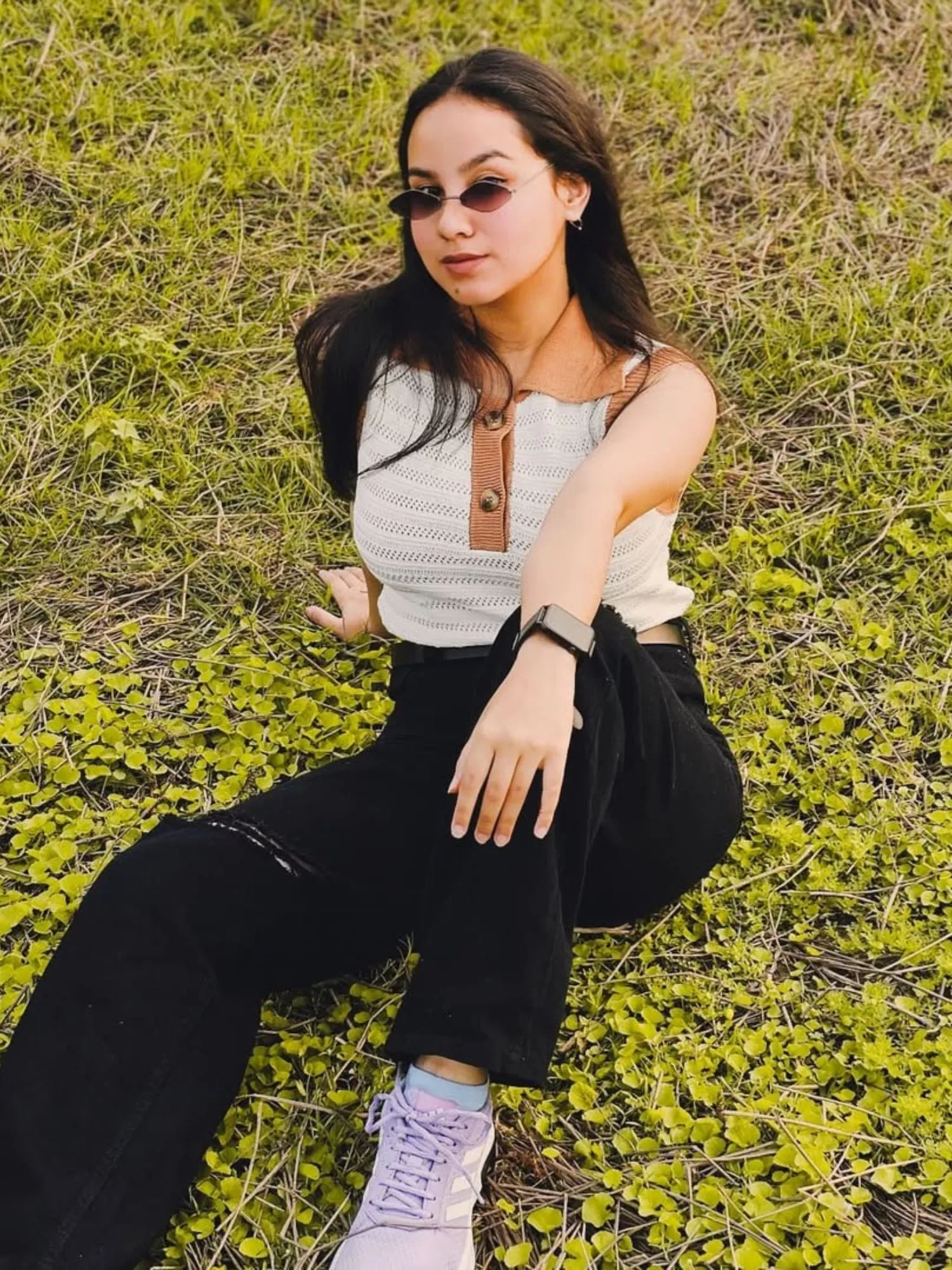 Off White Knit Top With Collar
