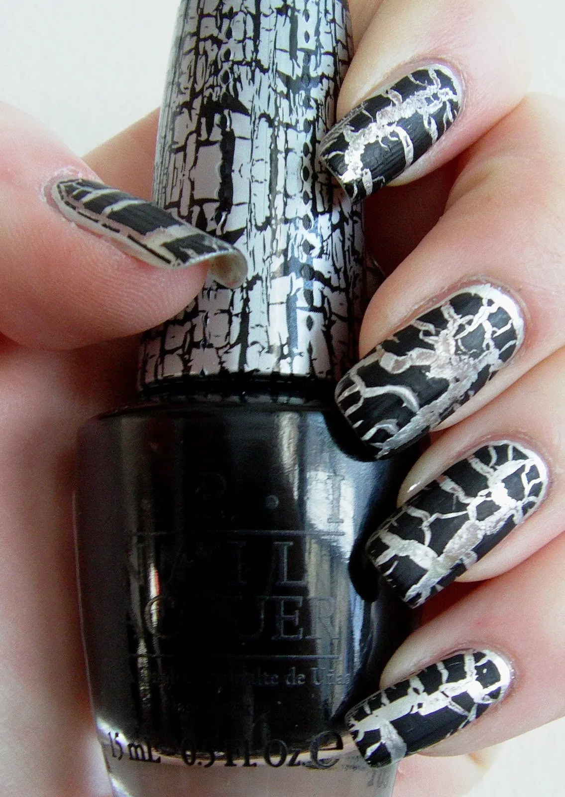 OPI - E53 Black Shatter (Polish)(Discontinued)