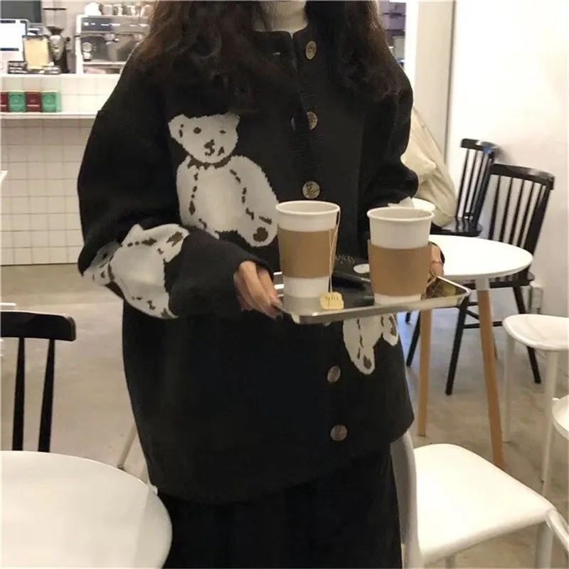"VINTAGE BEAR" CARDIGAN COAT SWEATER K092513