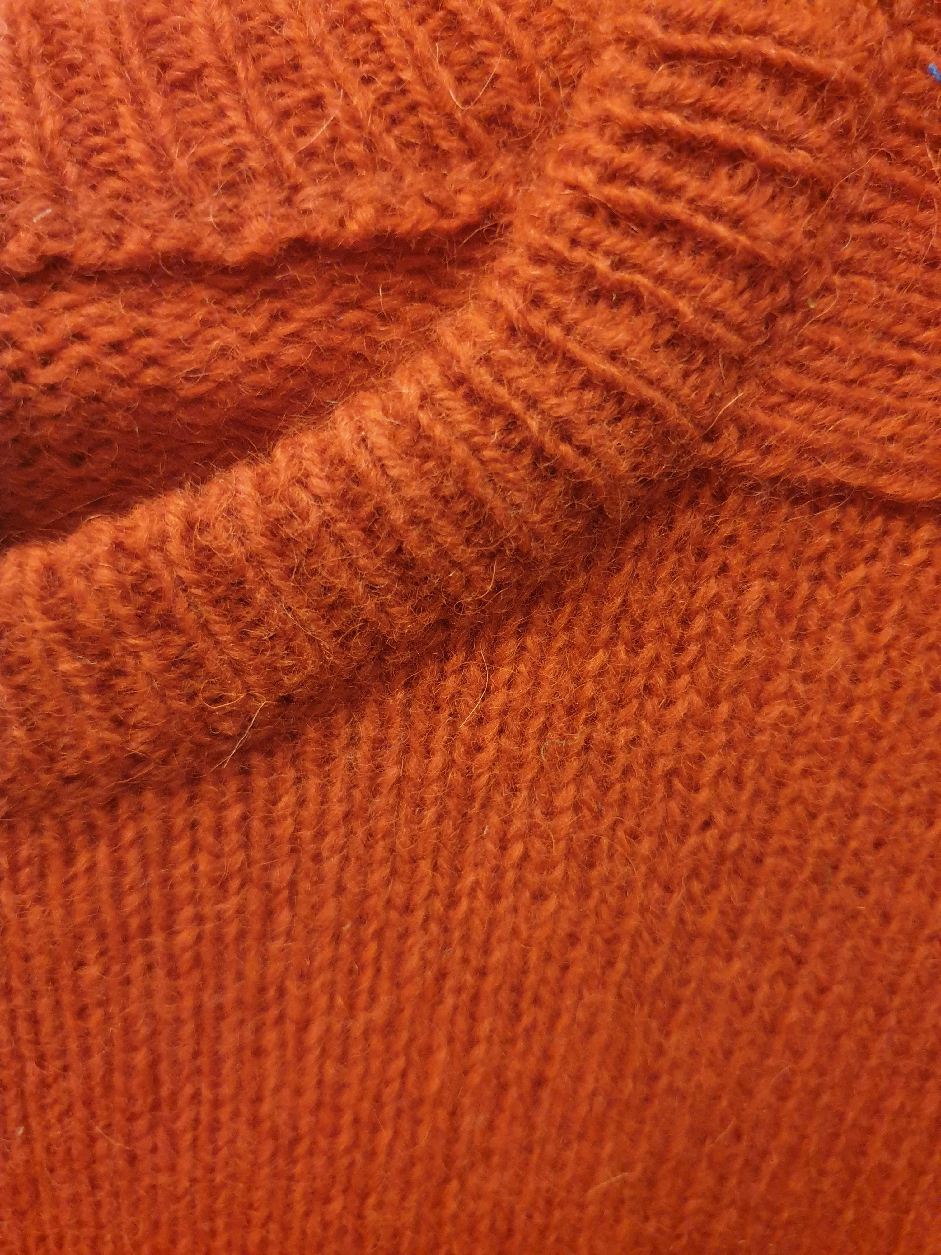 Regine vintage 100% shetland wool red knit jumper size 12 (best fits size 10)