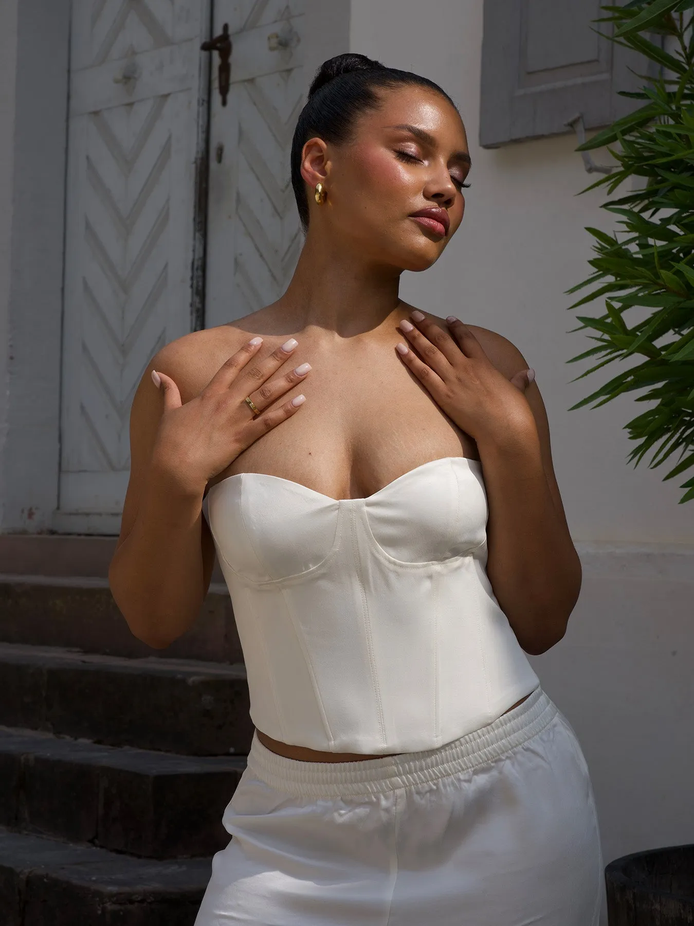 ROMANTIC - Wire Corset Top • Oyster
