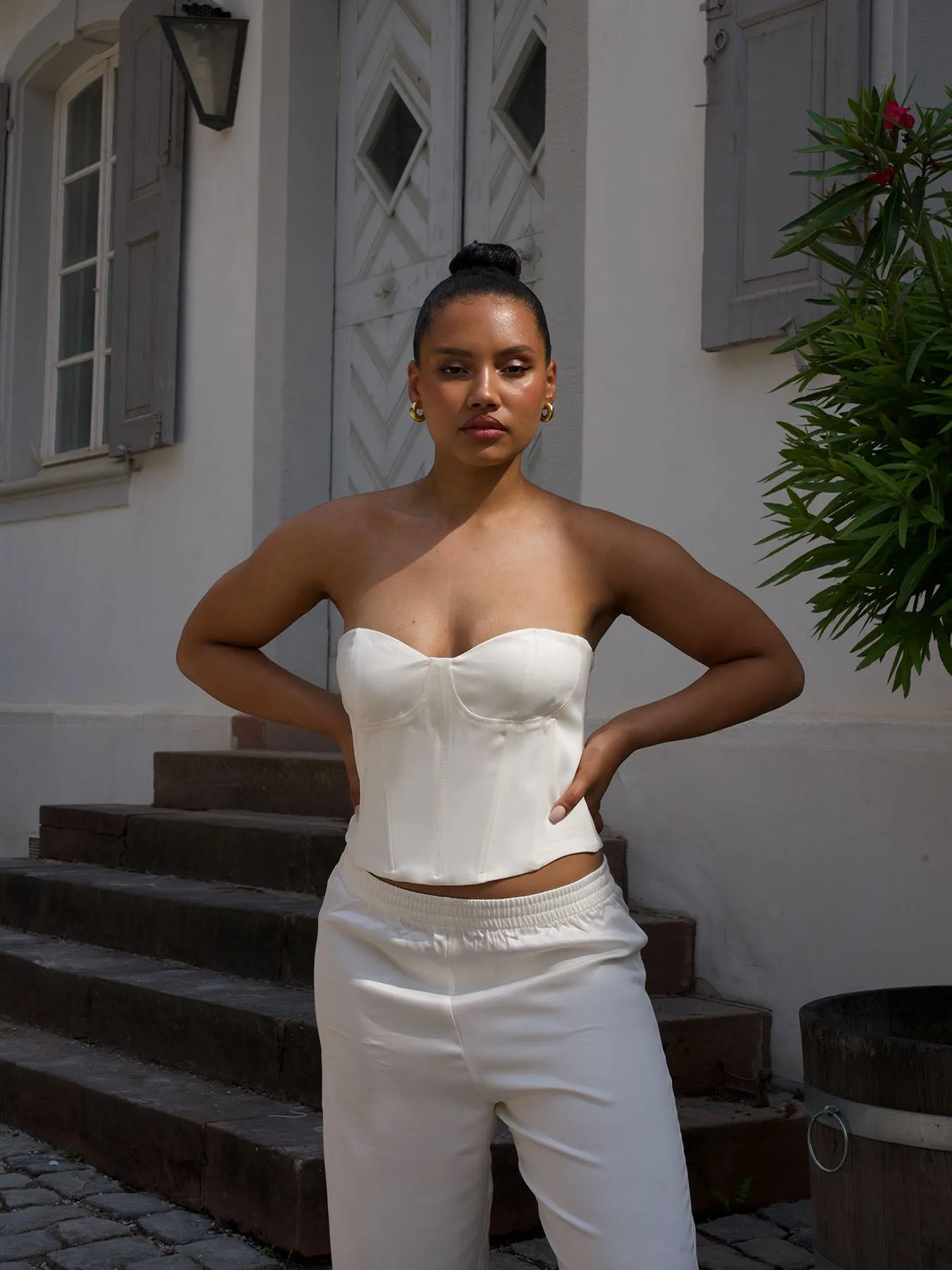 ROMANTIC - Wire Corset Top • Oyster