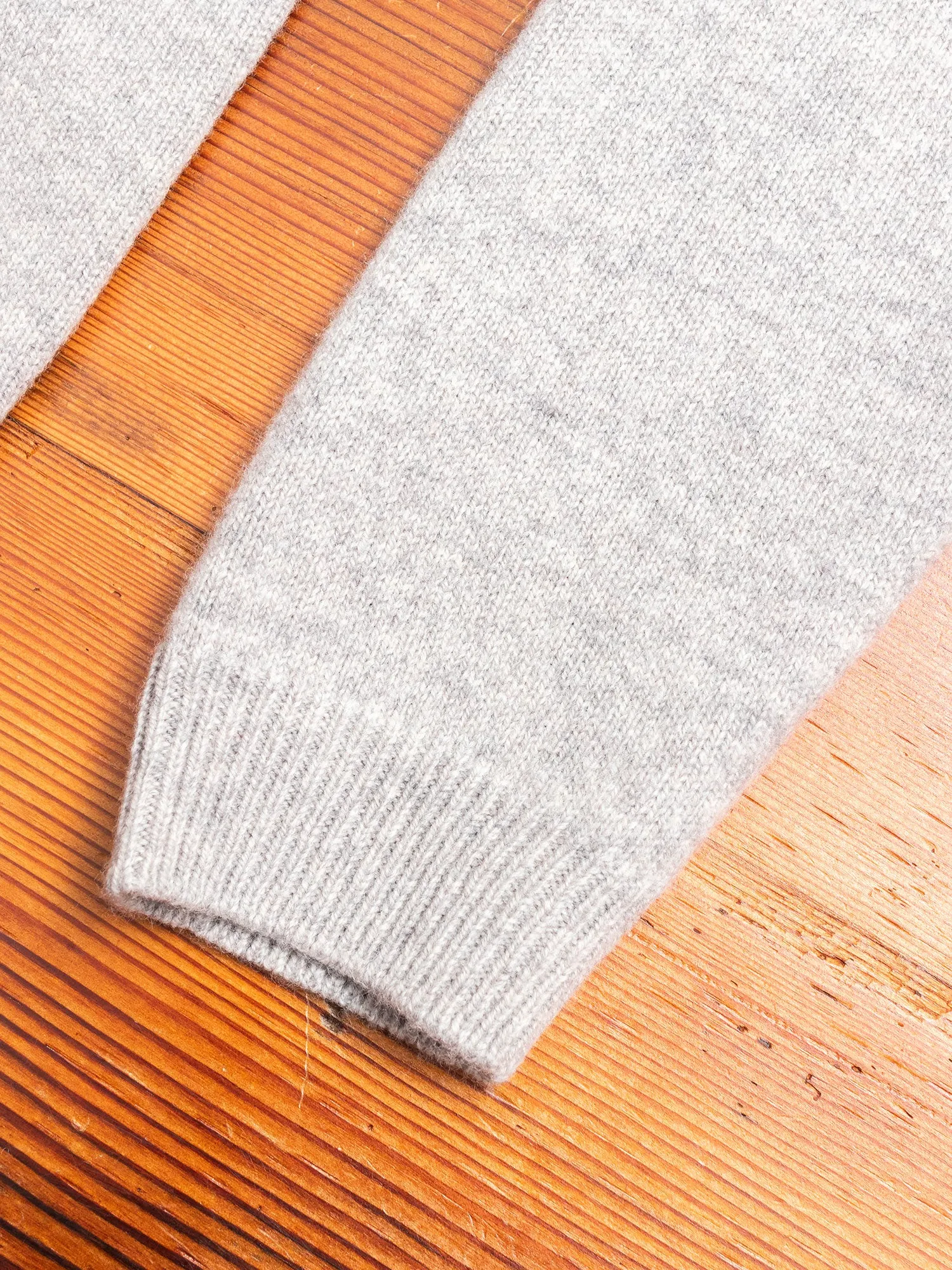 Sigfred Lambswool Sweater in Light Grey Melange