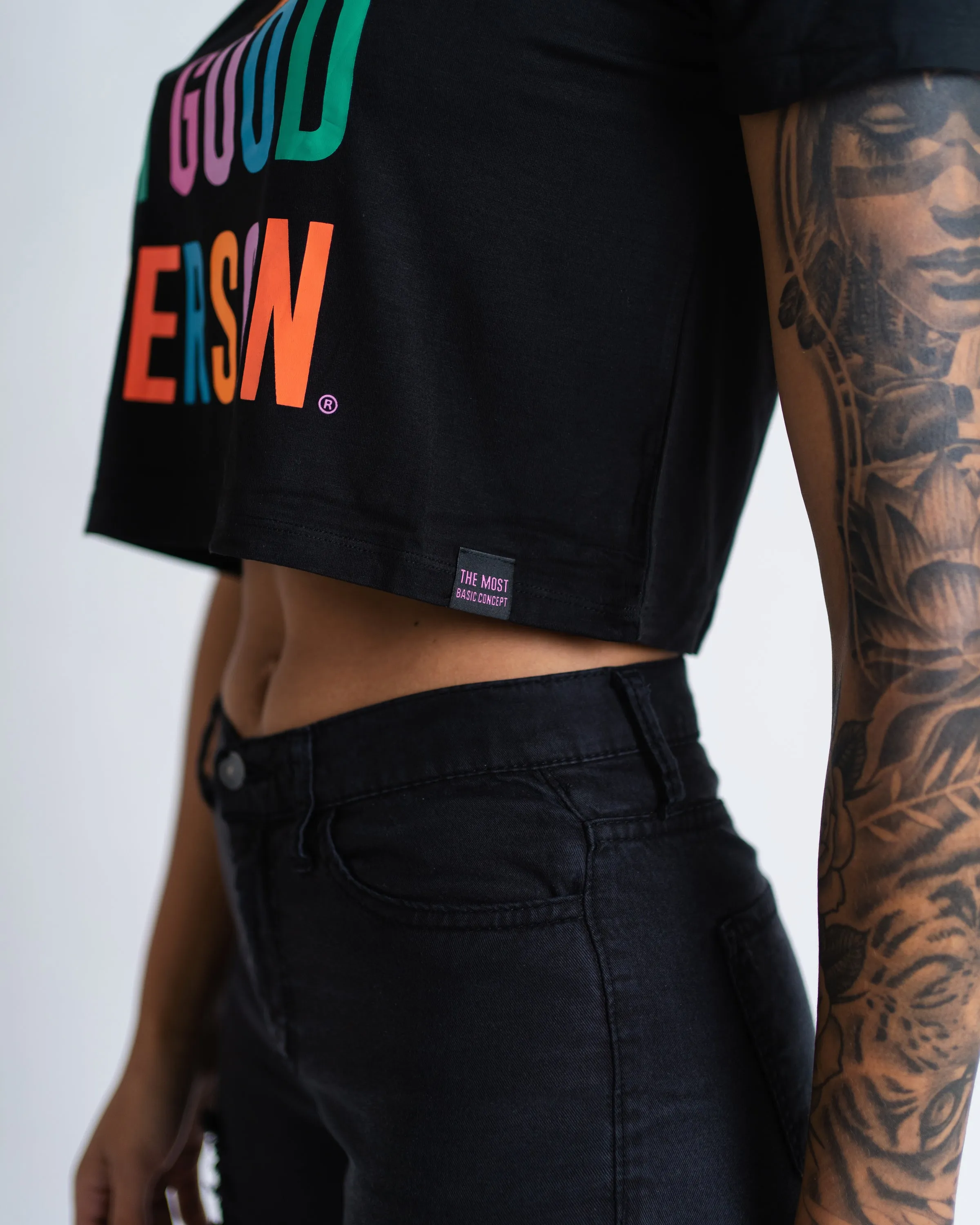 Signature Crop Top - Black Color Spectrum