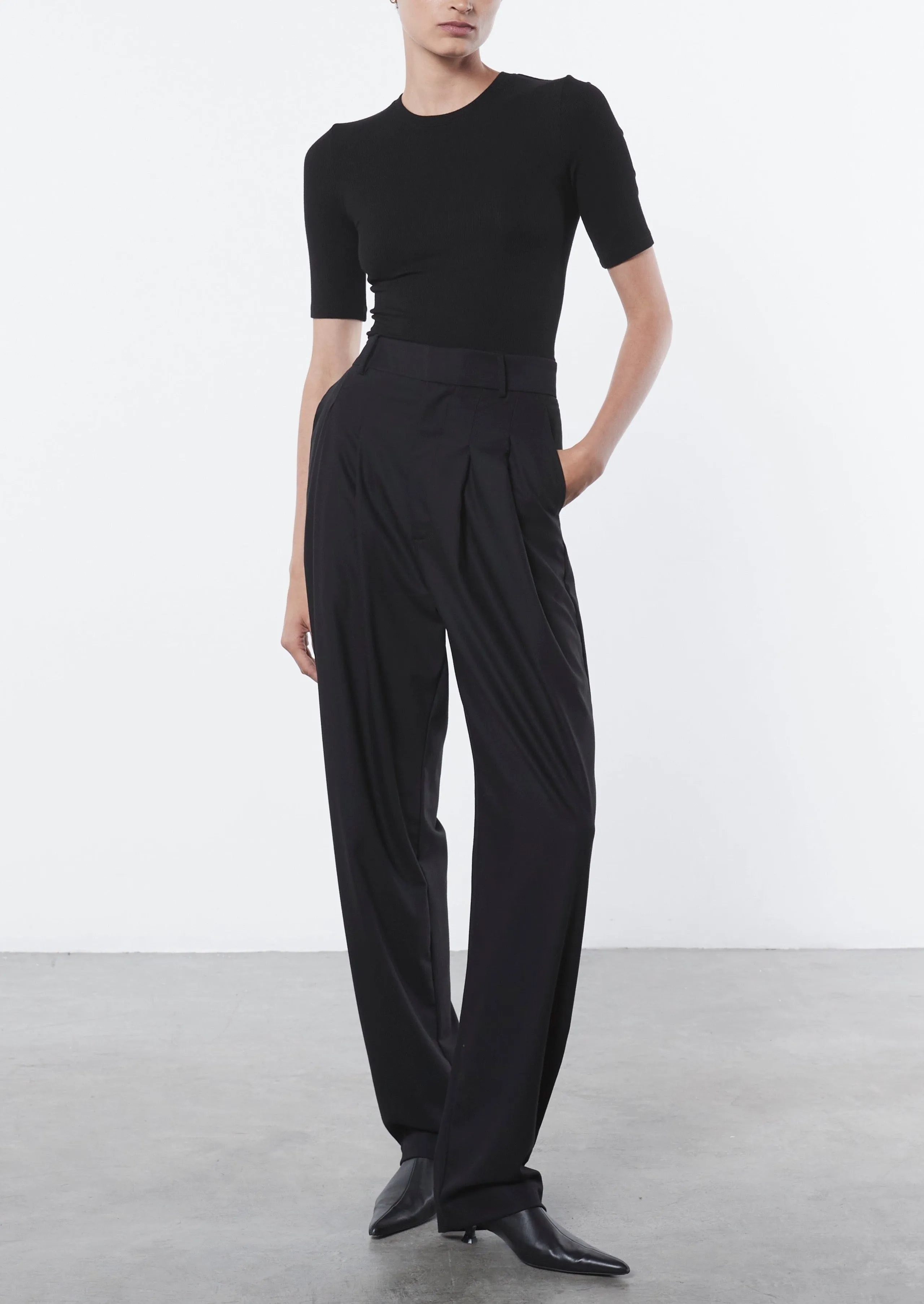 Silk Knit Half Sleeve Crew