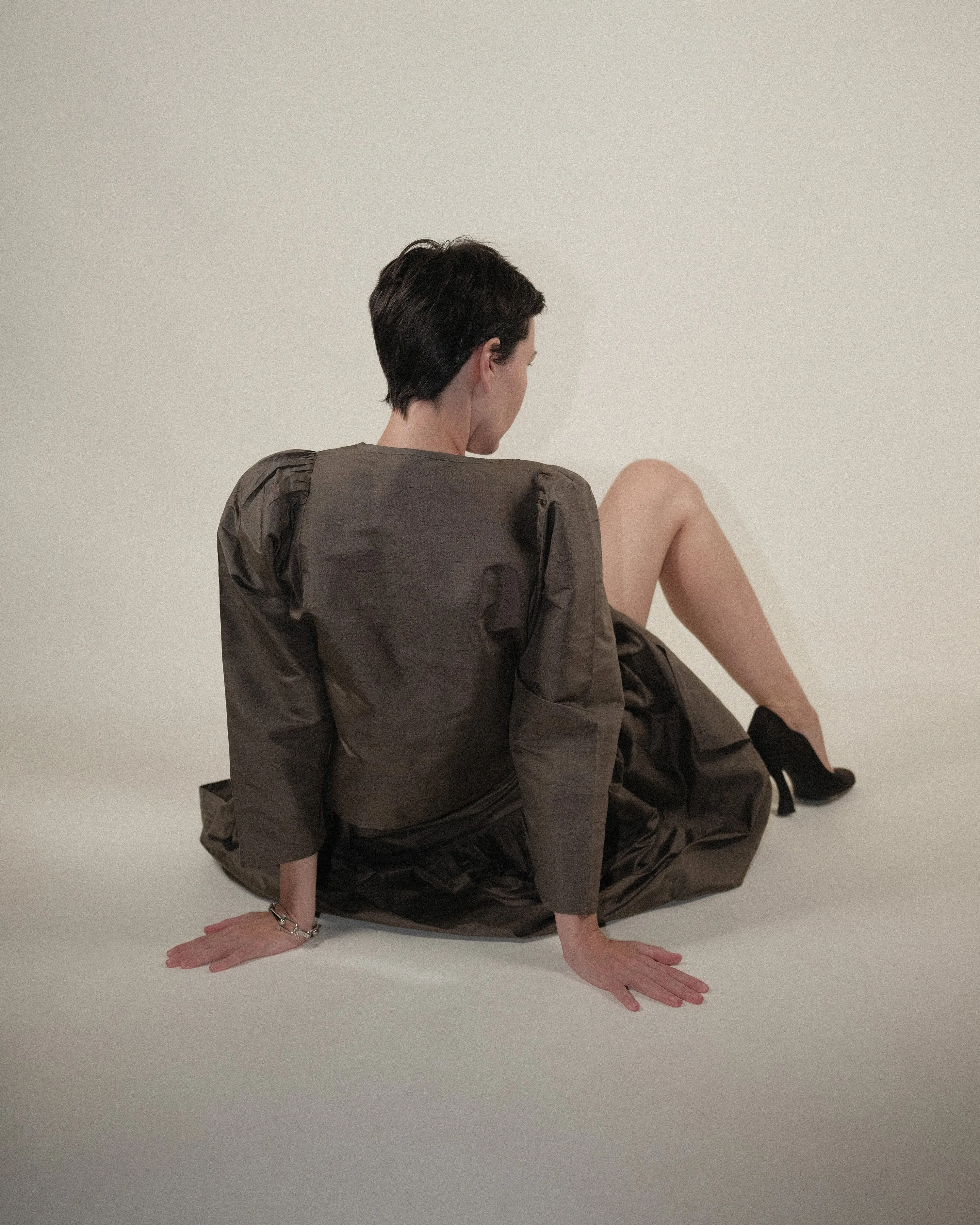 TERESA TOP — DEEP OLIVE