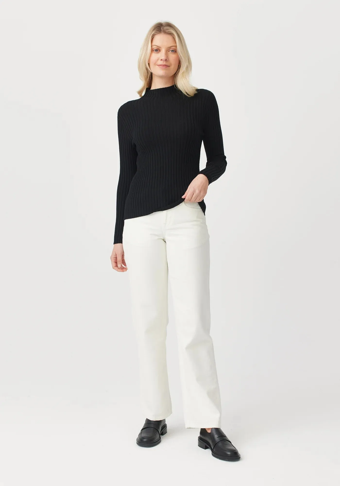UNTOUCHED WORLD Lucia Funnel Neck