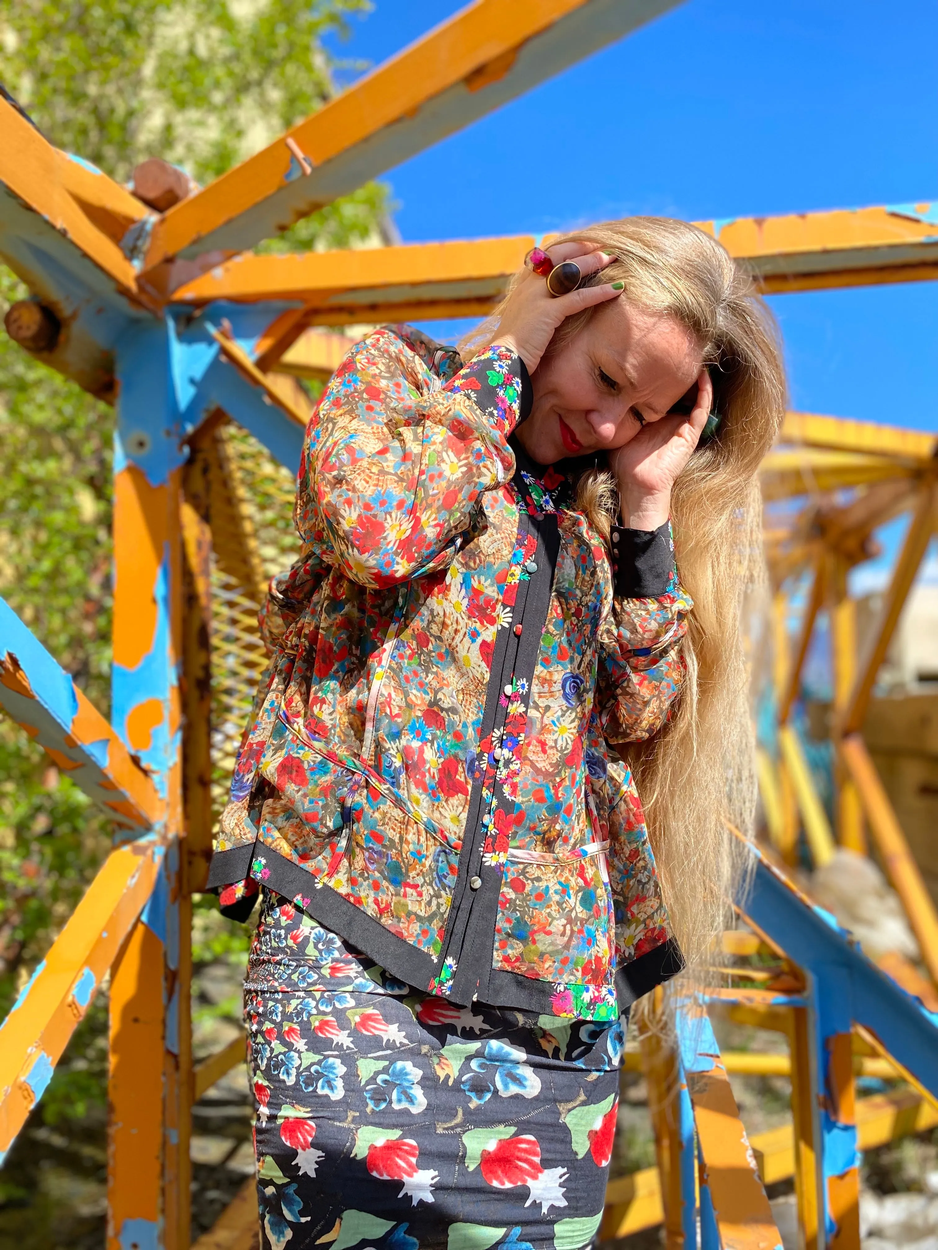 Wangari Blouse - Um auðugan garð að gresja
