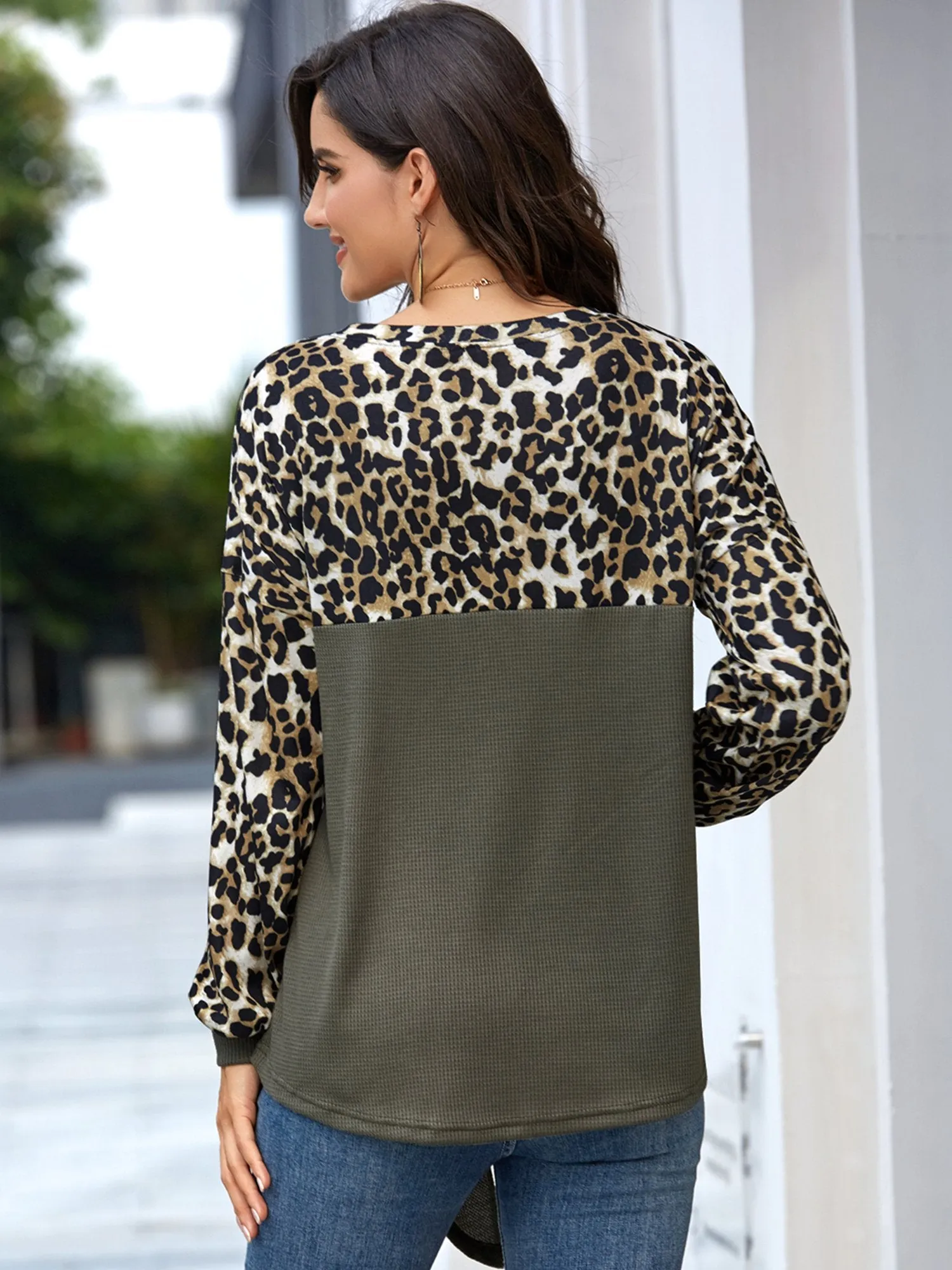Women's Leopard Print Color Block Tie Knot T-Shirt