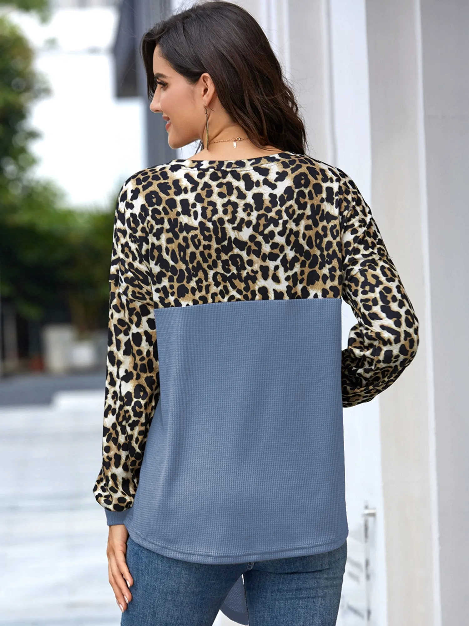 Women's Leopard Print Color Block Tie Knot T-Shirt