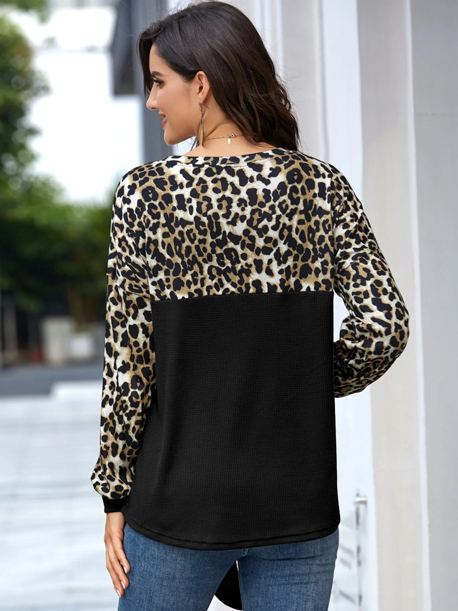 Women's Leopard Print Color Block Tie Knot T-Shirt