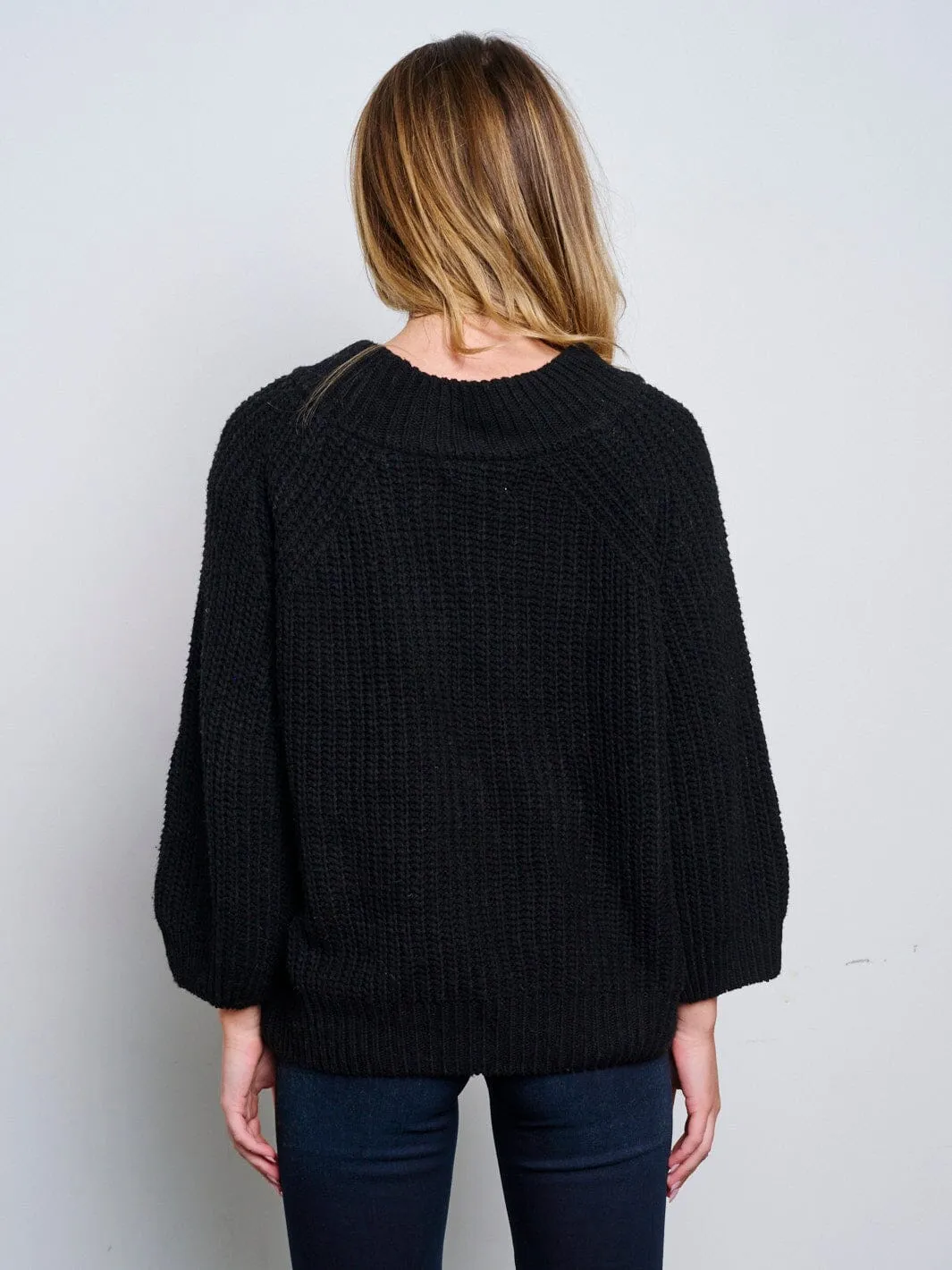 WOMEN'S LONG SLEEVE KNITTED PULLOVER SWEATER