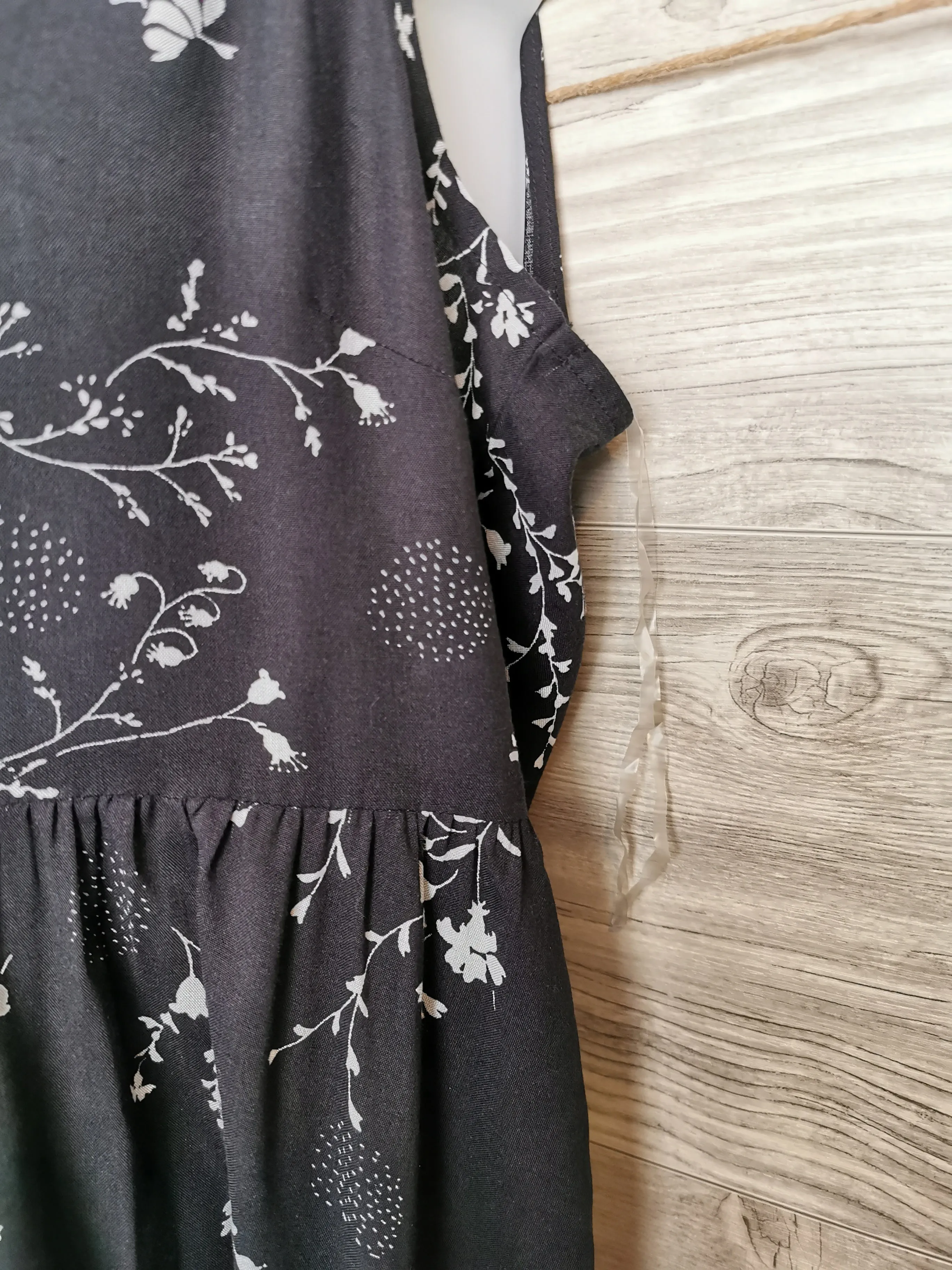 WOMENS SIZE LARGE - GUILTY, Black & White Babydoll Summer Dress NWT B45